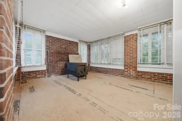 7624 W Highway 27 HWY, Vale, NC 28168