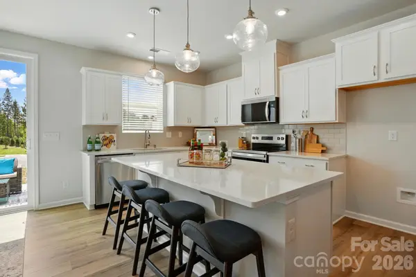 324 Laura Elizabeth LN, Clover, SC 29710