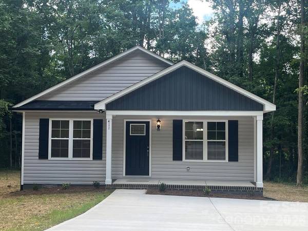 411 Woodhaven ST, China Grove, NC 28023