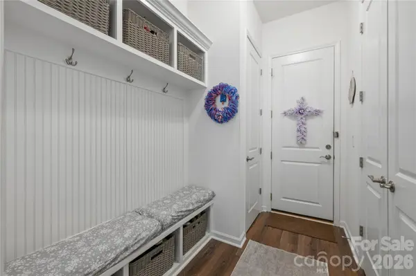 6612 Star DR, Sherrills Ford, NC 28673