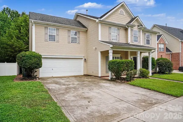 12616 Coral Sunrise DR, Huntersville, NC 28078