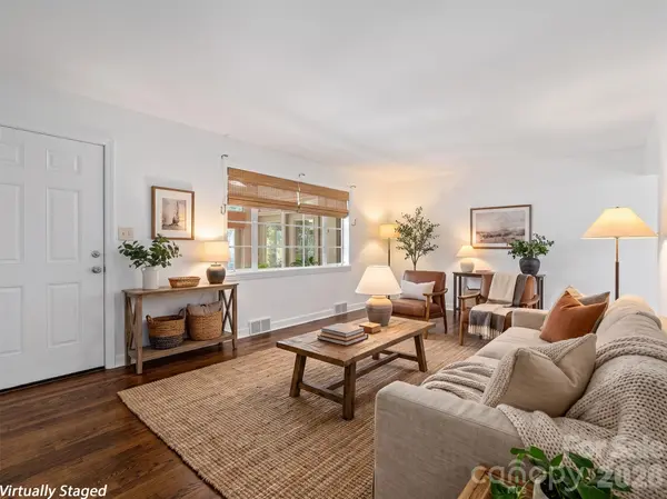 41 Pinehurst RD, Asheville, NC 28805