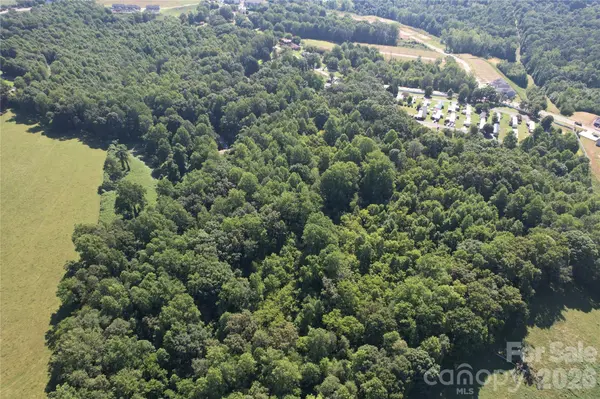 00 Short RD, Hickory, NC 28602