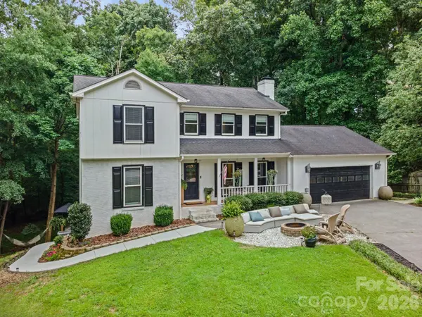1450 Old Coach RD #37A, Kernersville, NC 27284