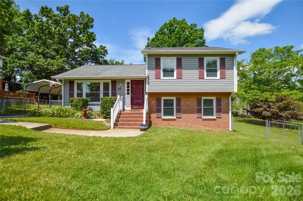 518 Vinecrest DR, Matthews, NC 28105