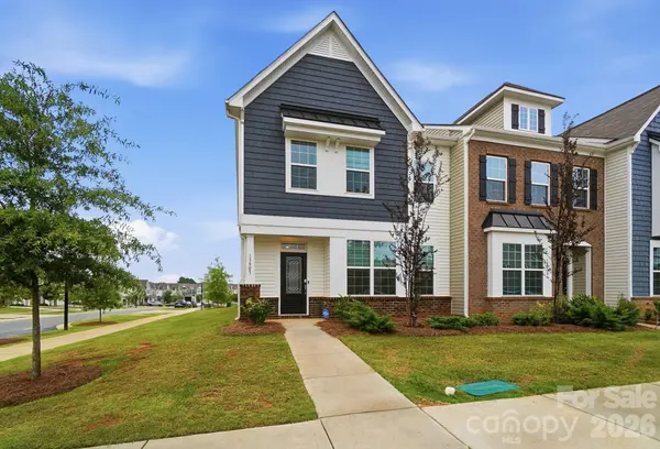 13905 Castle Nook DR, Charlotte, NC 28273