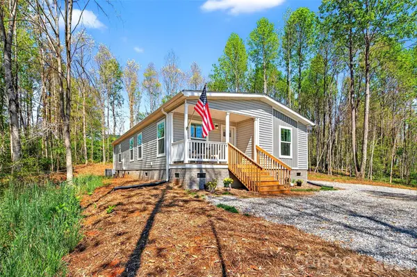 55 Cypress RD, Marion, NC 28752