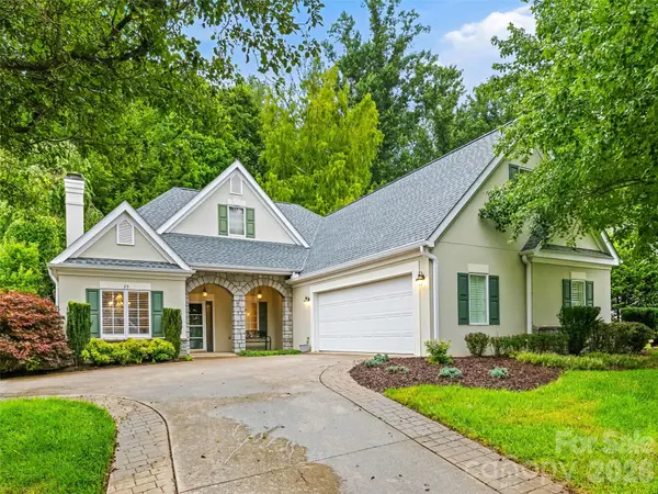 25 Clovelly WAY, Asheville, NC 28803