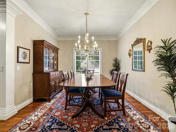 25 Clovelly WAY, Asheville, NC 28803