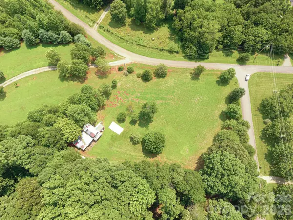 1182 Haywood CT, Lincolnton, NC 28092