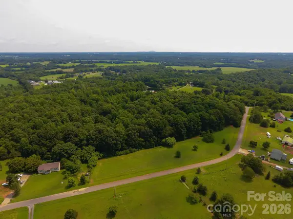 1182 Haywood CT, Lincolnton, NC 28092