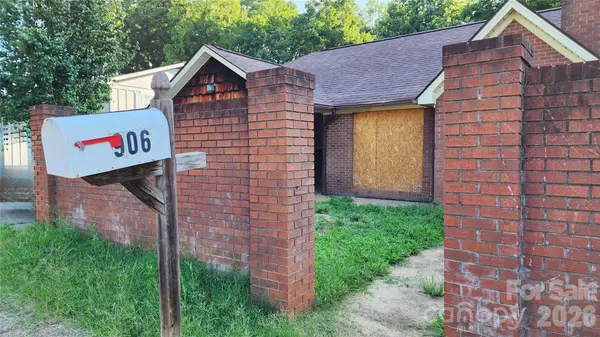906 Trogdon ST, North Wilkesboro, NC 28659