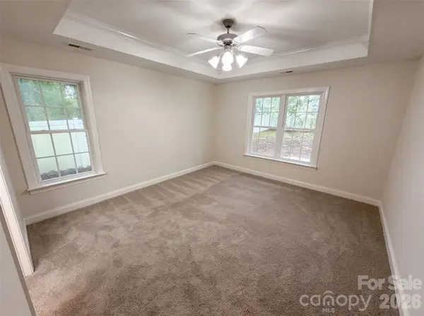 2037 Olde Towne DR, Monroe, NC 28110
