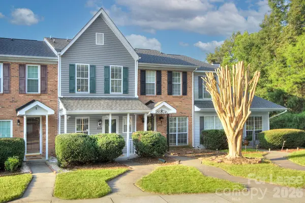 8268 Golf Ridge DR, Charlotte, NC 28277
