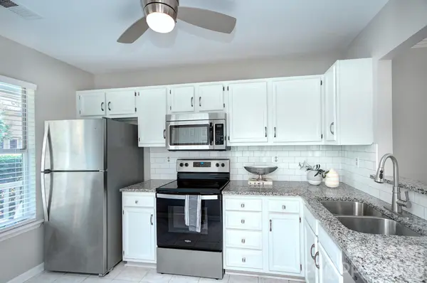8268 Golf Ridge DR, Charlotte, NC 28277