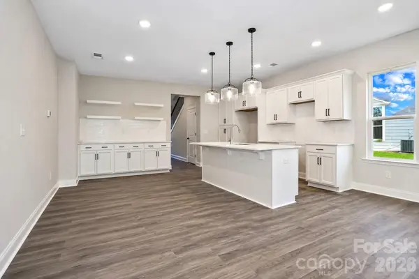 111 Honeycomb CT, Statesville, NC 28625