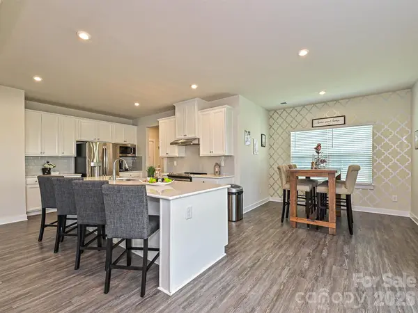 10016 Bowtie LN, Huntersville, NC 28078