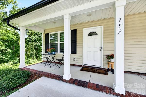 755 Bradley ST NE, Concord, NC 28025