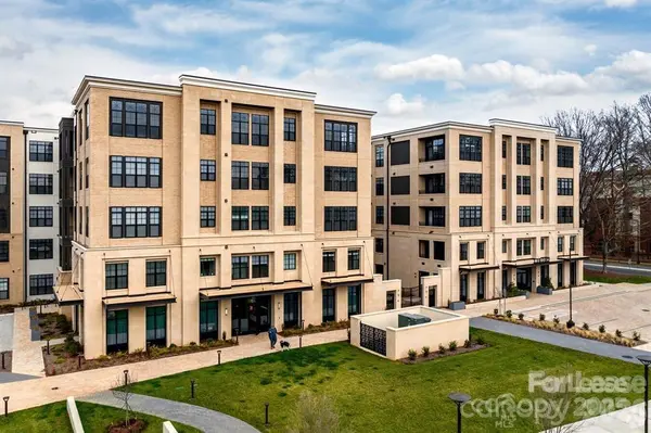 4220 Colony Plaza DR #22E, Charlotte, NC 28211
