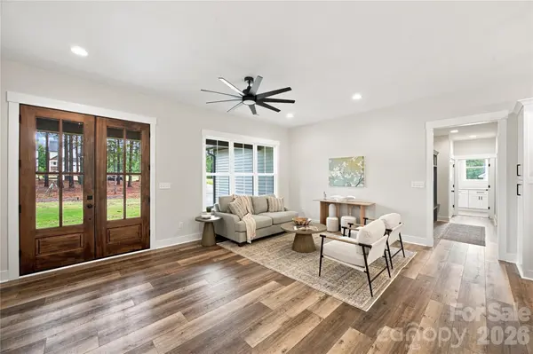 5014 Star Magnolia CT, Clover, SC 29710
