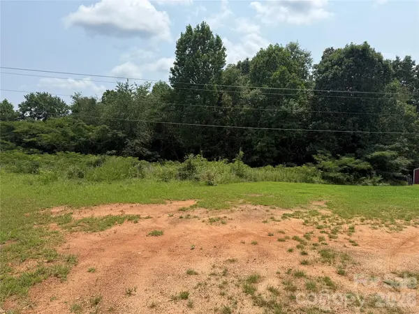 00 Mission RD, Hudson, NC 28638