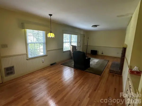 401 S Hickory ST, Pageland, SC 29728
