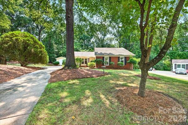2703 Bremer CT, Charlotte, NC 28210