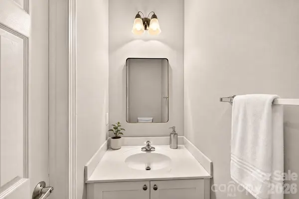 783 Grandin RD, Charlotte, NC 28208
