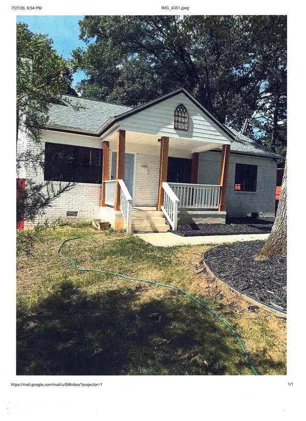 3418 Mathis DR, Charlotte, NC 28208