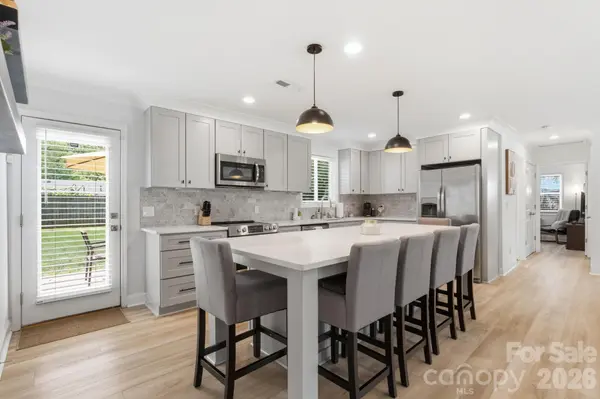 2639 Englehardt ST, Charlotte, NC 28216