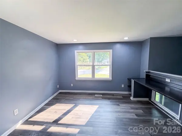 5601 Beaconsfield RD, Charlotte, NC 28214