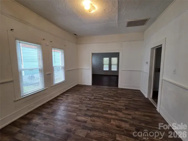421 N Salisbury AVE, Spencer, NC 28159