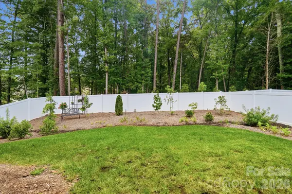 3041 Kinger LN, Matthews, NC 28105