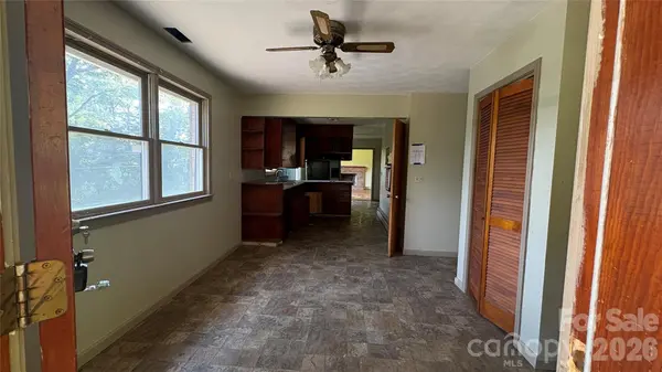 520 Cottrell Hill RD, Lenoir, NC 28645