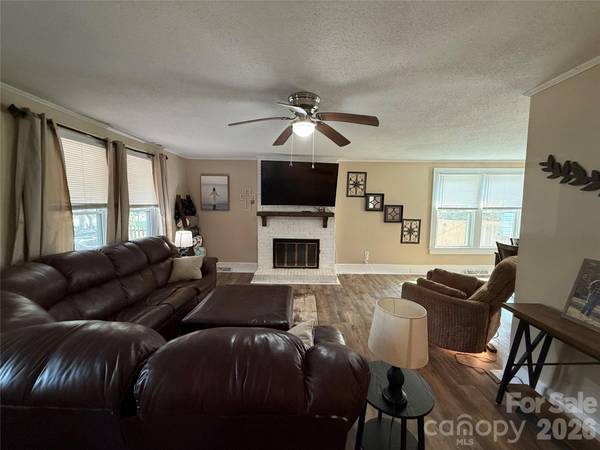1105 Fallston RD, Shelby, NC 28150