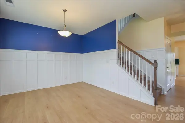 125 Dawn Run LOOP, Mooresville, NC 28115