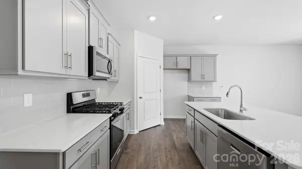 159 Farmwood TRL, Waynesville, NC 28786
