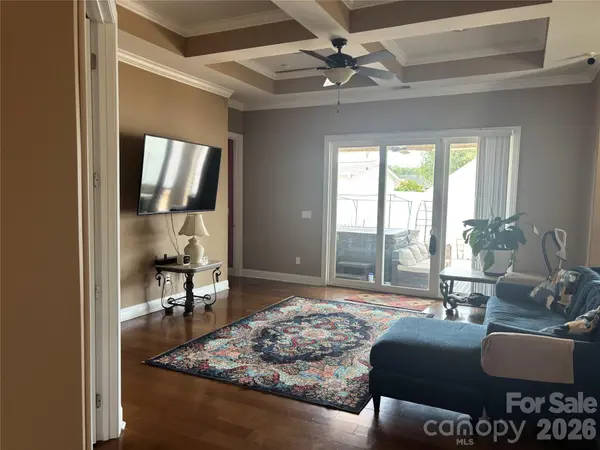 308 Glenridge DR, Little River, SC 29566