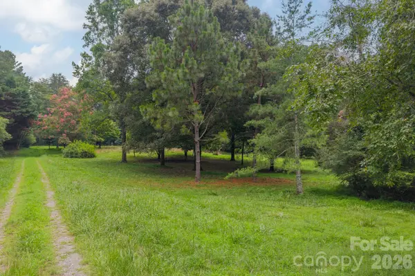 2232 Grey RD, Davidson, NC 28036