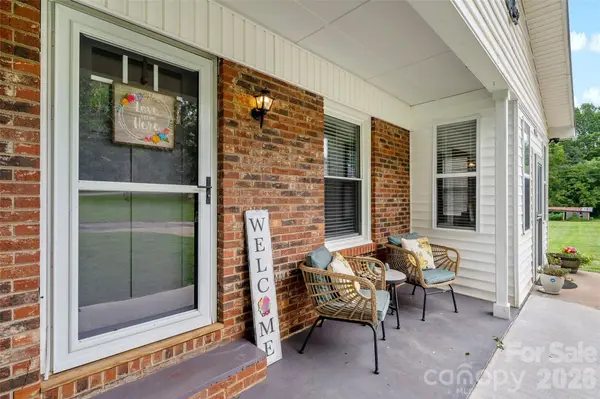 204 Quail Hollow RD, Marion, NC 28752