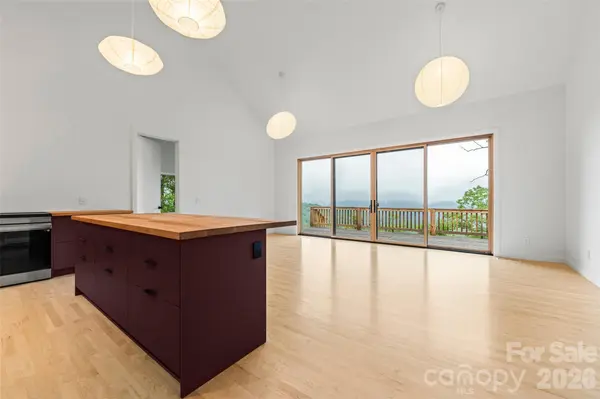 109 Pintail PL, Whittier, NC 28789