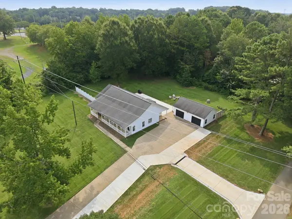 9552 Brief RD, Charlotte, NC 28227