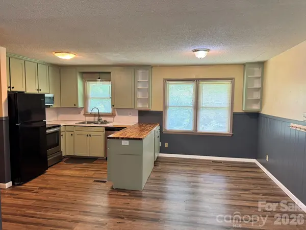 85 Meadowcreek LOOP, Stony Point, NC 28678