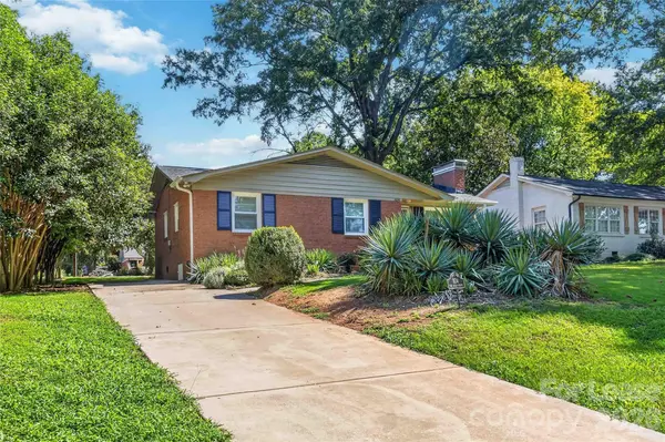 1634 Van Buren AVE, Charlotte, NC 28216