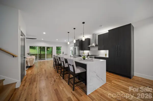 87 Glendale AVE, Asheville, NC 28803