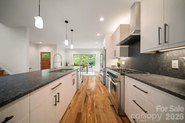 91 Glendale AVE, Asheville, NC 28803