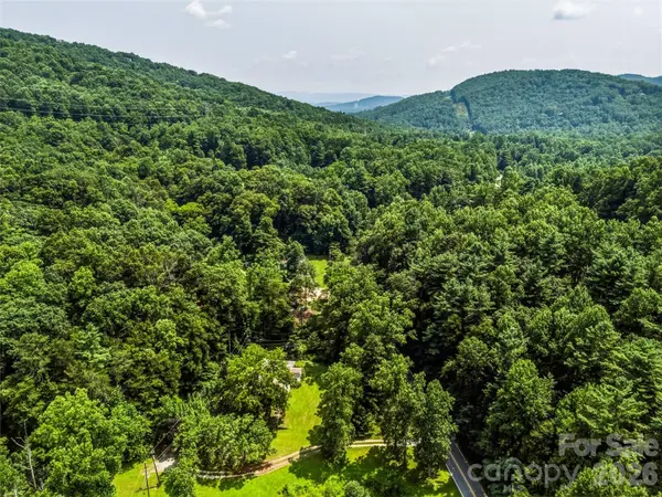 680 Pennsylvania RD, Arden, NC 28704