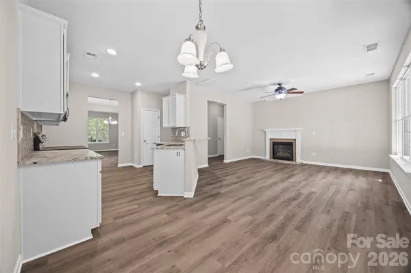 17707 Train Station DR, Huntersville, NC 28078