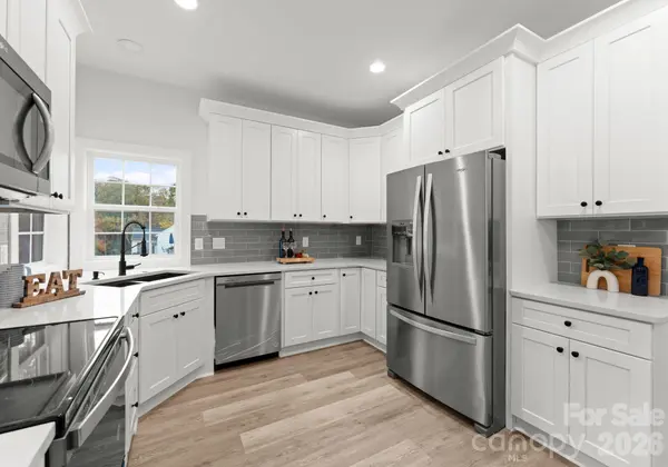 6923 Cascade Dream CT, Huntersville, NC 28078