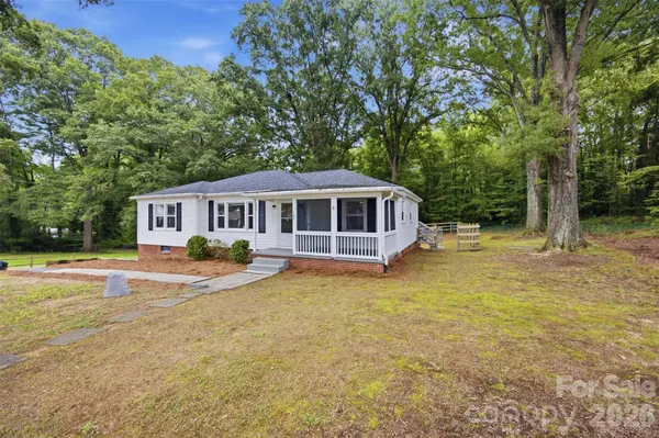 102 White AVE, Kannapolis, NC 28081